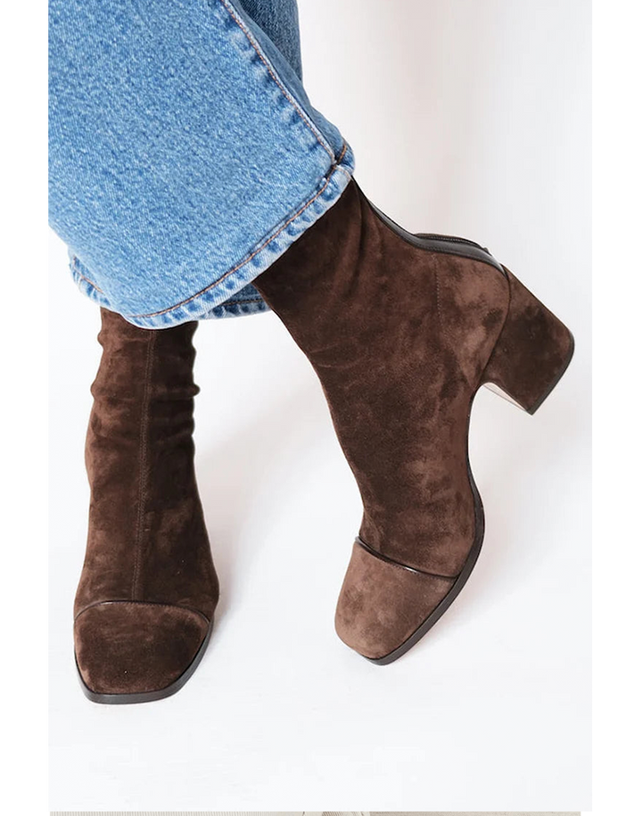 Orthopedic Heeled Boots