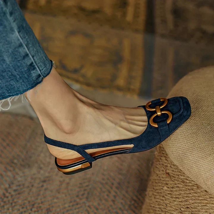 Leah | Women&