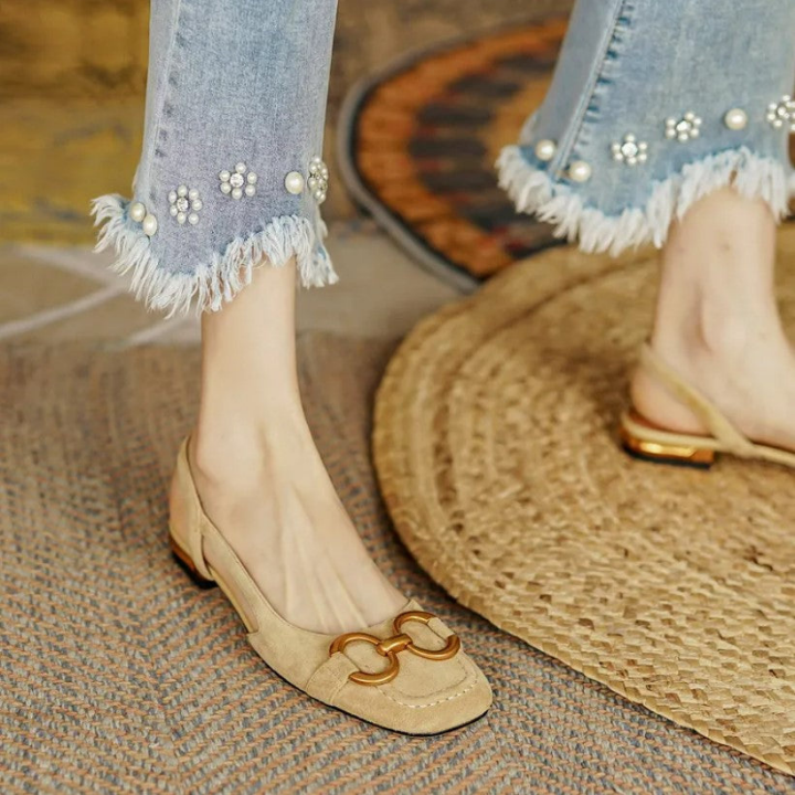 Leah | Women&