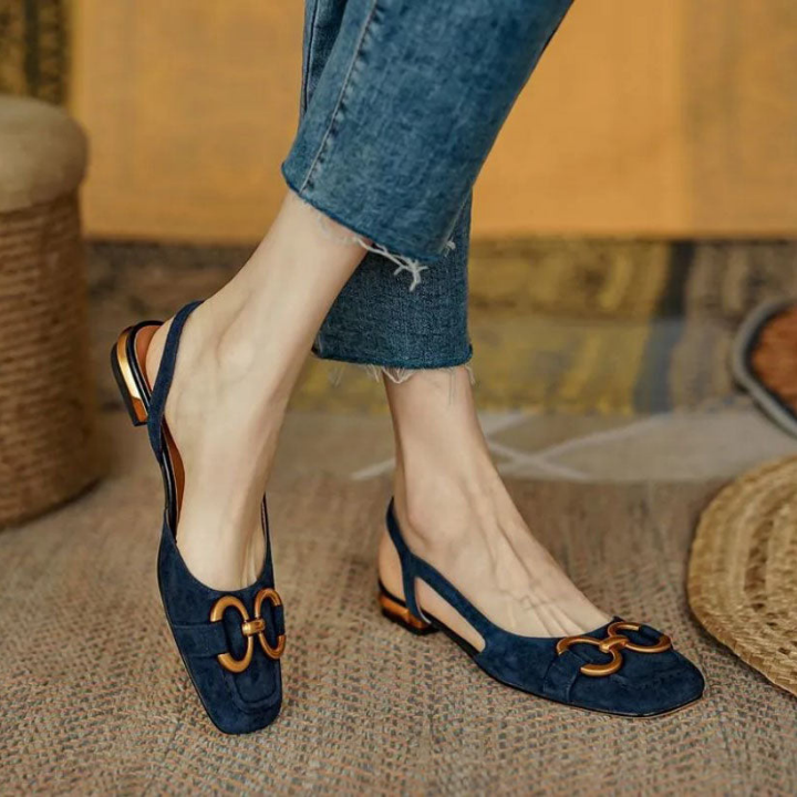 Leah | Women&